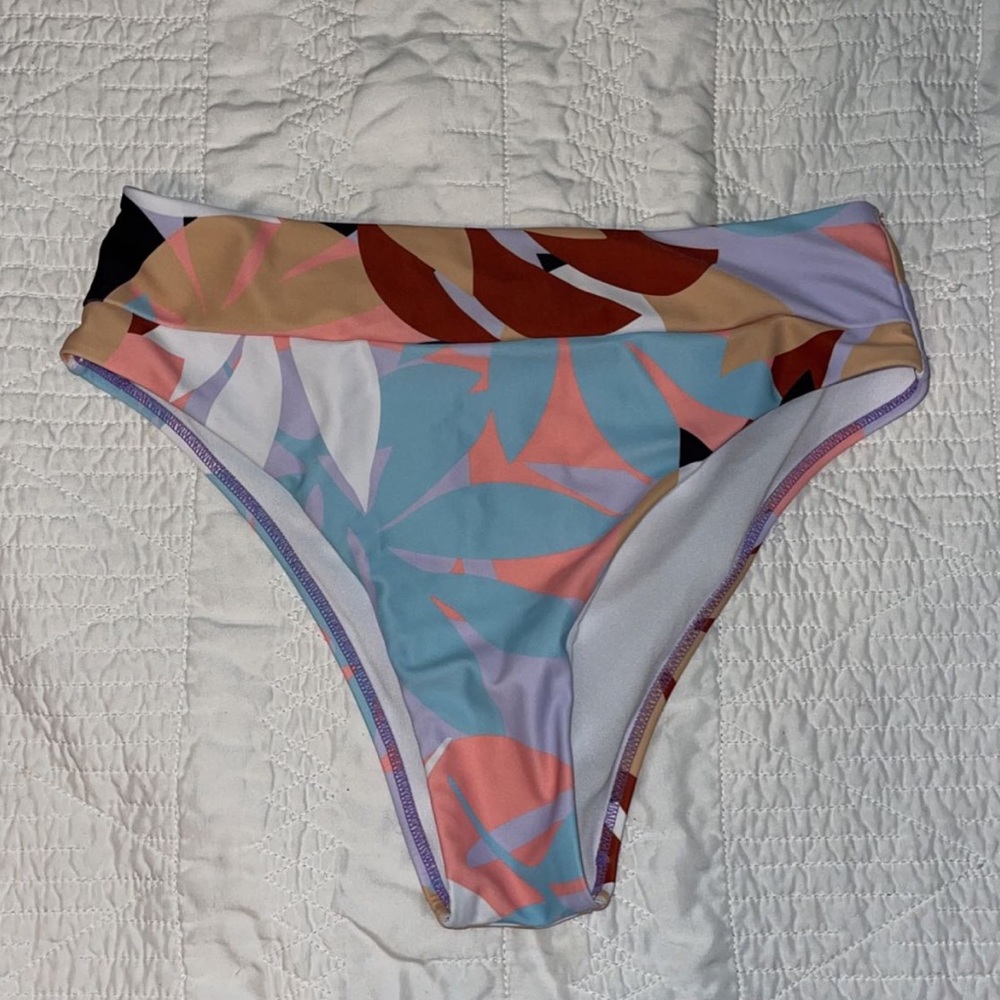 Shein patterned bikini bottoms, high waisted